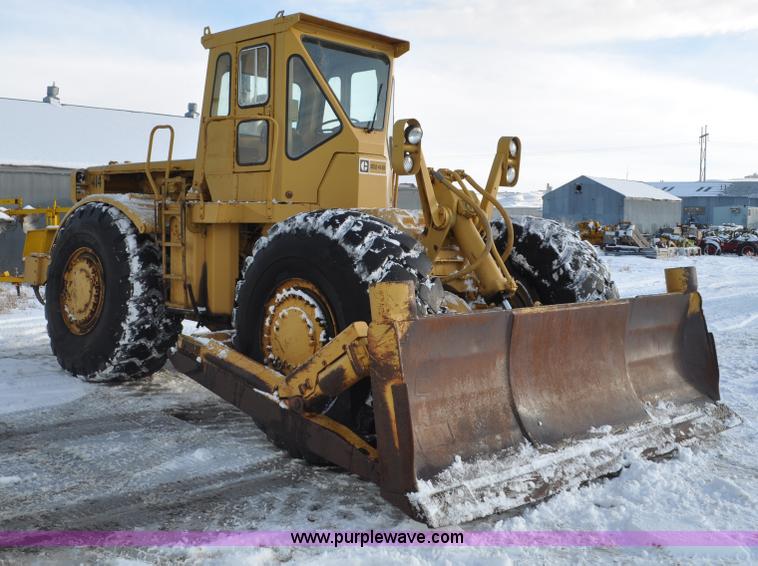 image for item C3341 1975 Caterpillar 824B articulated wheel dozer
