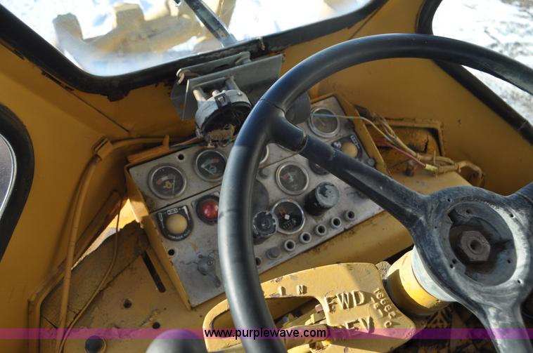 image for item C3341 1975 Caterpillar 824B articulated wheel dozer