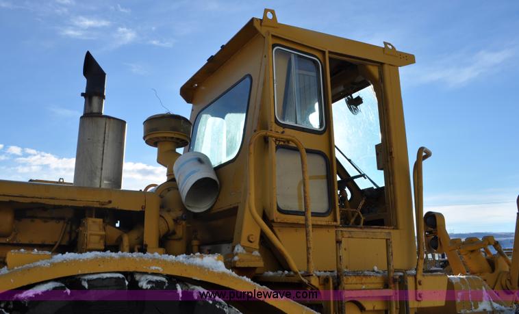 image for item C3341 1975 Caterpillar 824B articulated wheel dozer