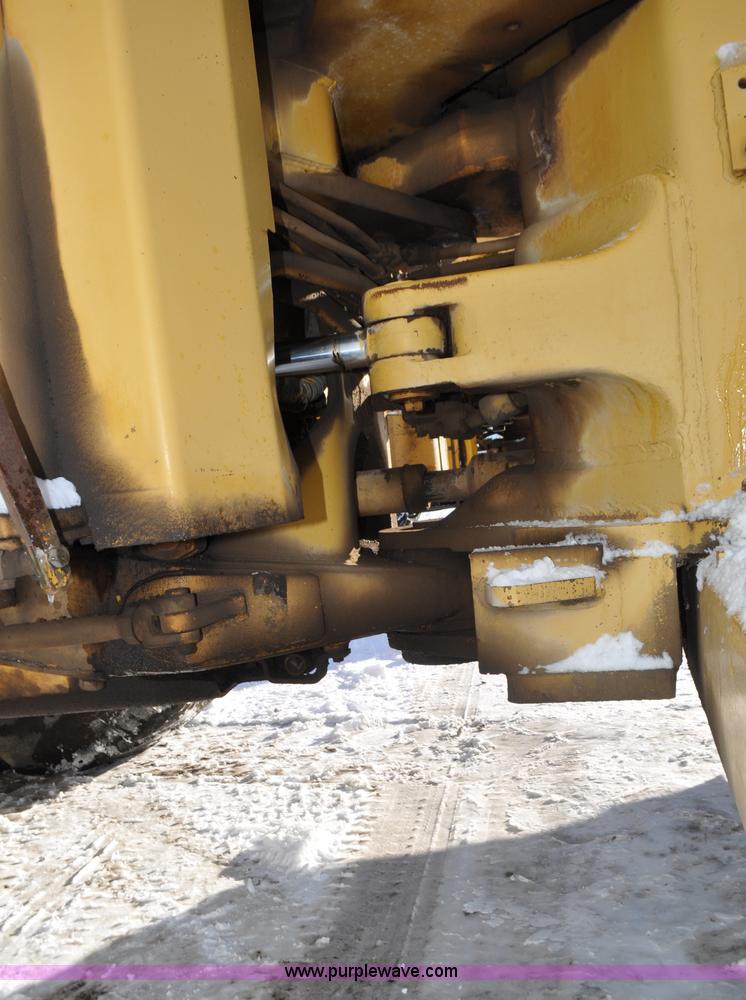 image for item C3341 1975 Caterpillar 824B articulated wheel dozer
