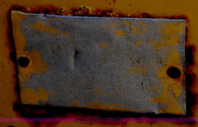 image for item C3341 1975 Caterpillar 824B articulated wheel dozer