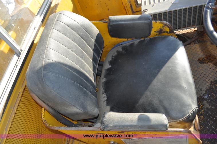 image for item C3342 1970 Caterpillar 824B articulated wheel dozer