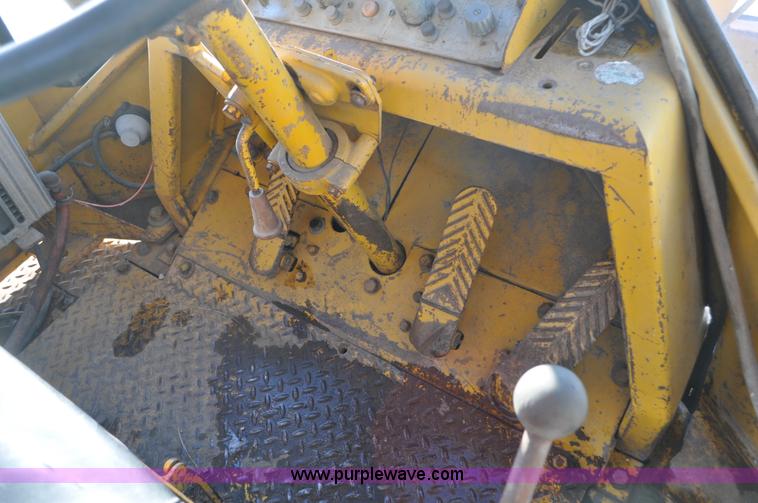 image for item C3342 1970 Caterpillar 824B articulated wheel dozer