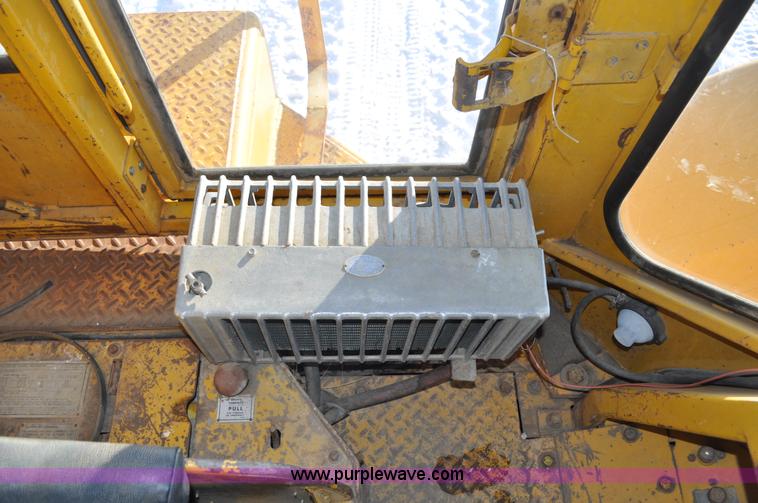 image for item C3342 1970 Caterpillar 824B articulated wheel dozer