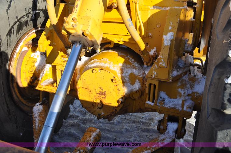 image for item C3342 1970 Caterpillar 824B articulated wheel dozer
