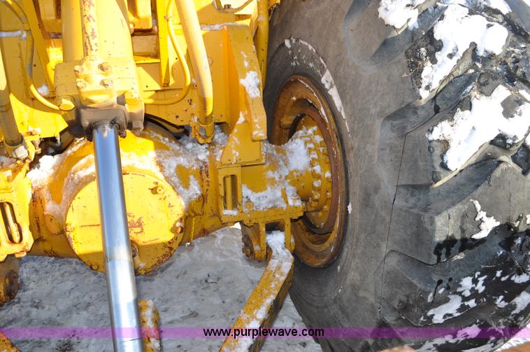 image for item C3342 1970 Caterpillar 824B articulated wheel dozer
