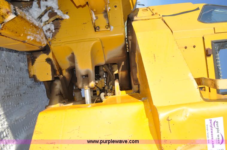 image for item C3342 1970 Caterpillar 824B articulated wheel dozer