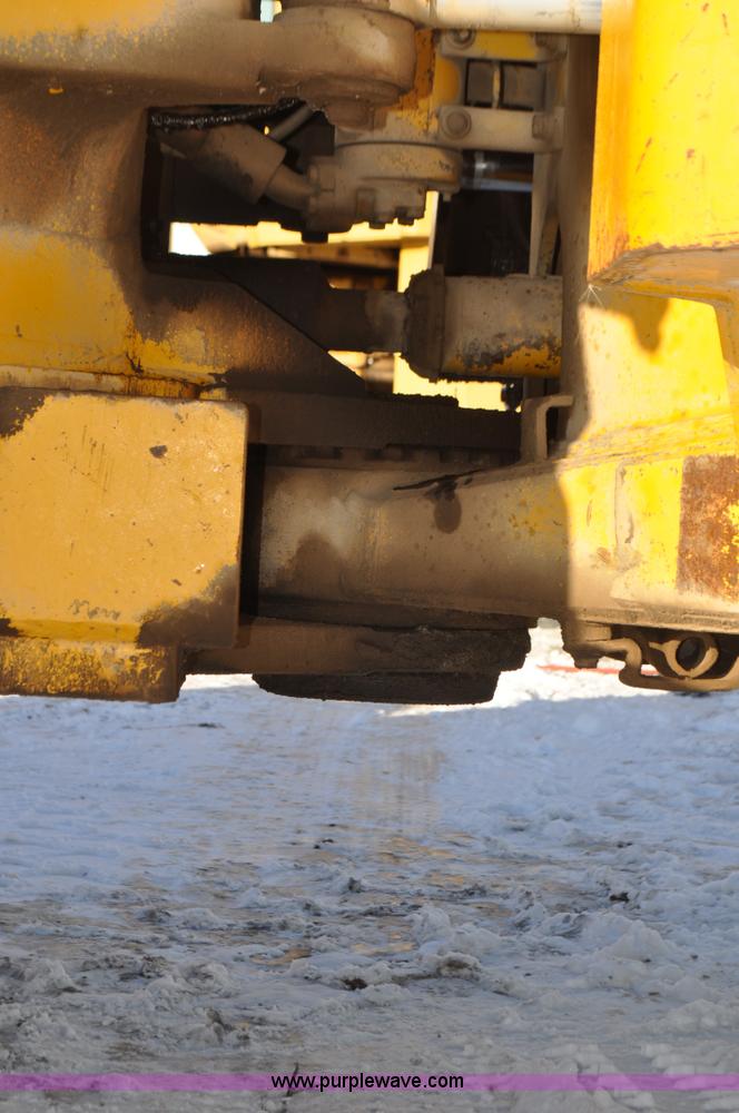 image for item C3342 1970 Caterpillar 824B articulated wheel dozer