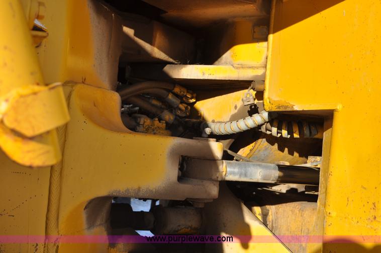image for item C3342 1970 Caterpillar 824B articulated wheel dozer