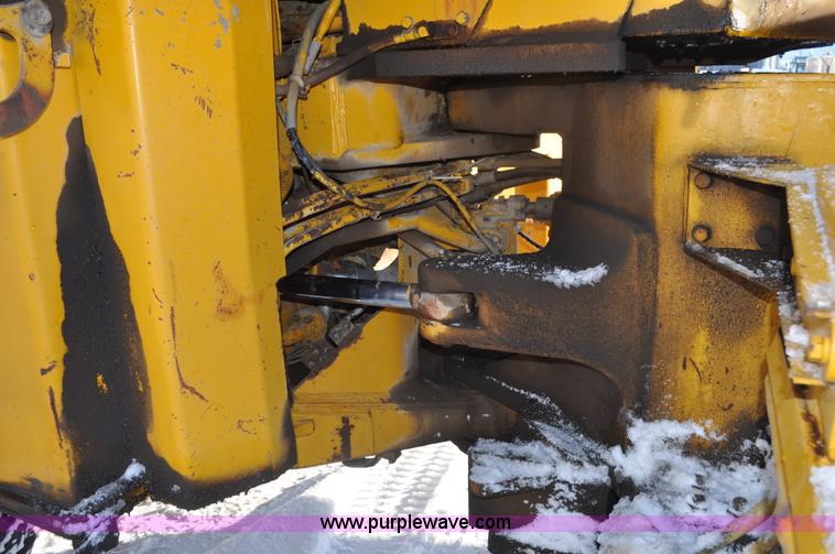 image for item C3342 1970 Caterpillar 824B articulated wheel dozer