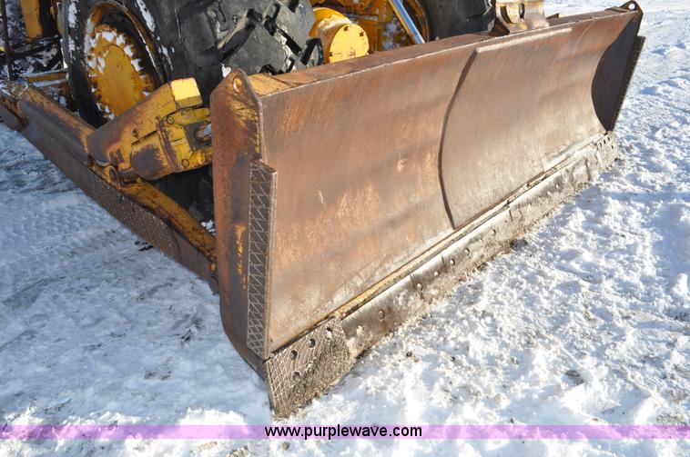 image for item C3342 1970 Caterpillar 824B articulated wheel dozer