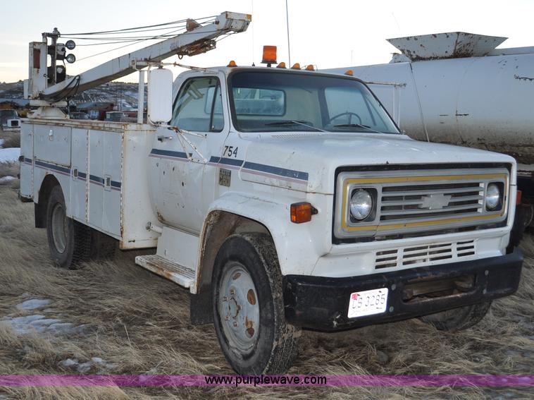 image for item C3344 1975 Chevrolet C60 utility truck