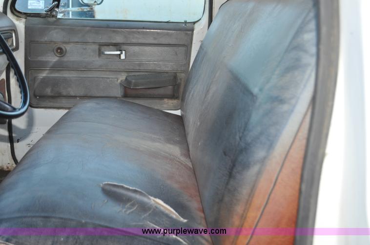 image for item C3344 1975 Chevrolet C60 utility truck