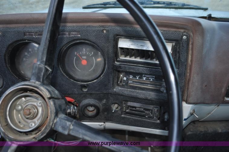 image for item C3344 1975 Chevrolet C60 utility truck