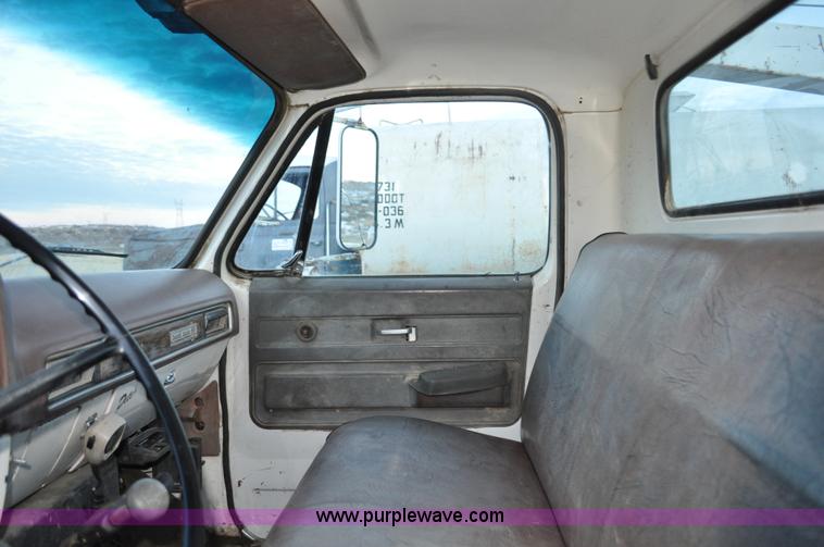 image for item C3344 1975 Chevrolet C60 utility truck