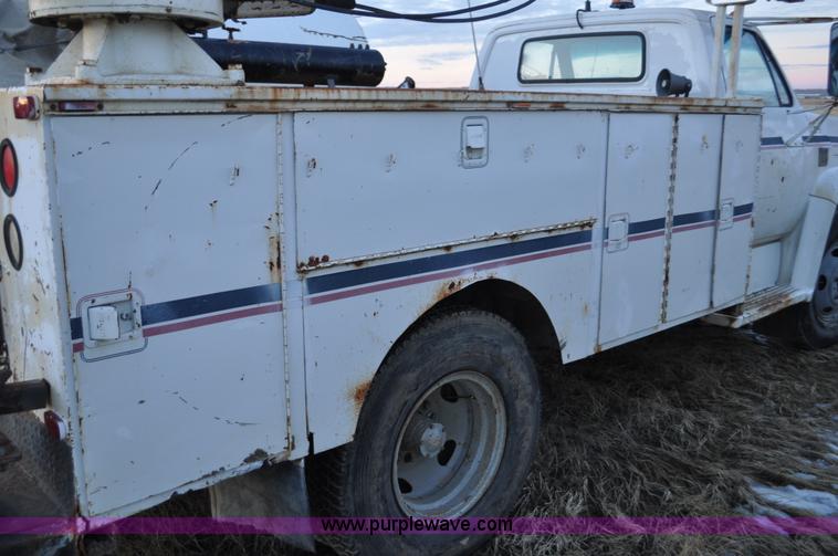image for item C3344 1975 Chevrolet C60 utility truck