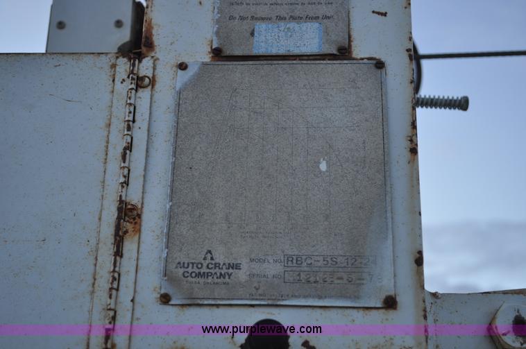 image for item C3344 1975 Chevrolet C60 utility truck