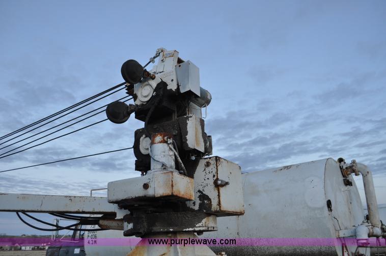 image for item C3344 1975 Chevrolet C60 utility truck