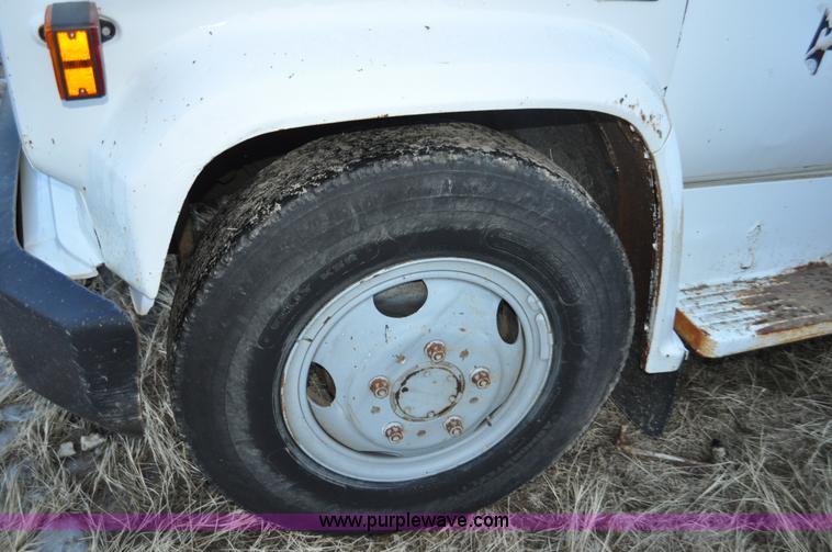 image for item C3344 1975 Chevrolet C60 utility truck