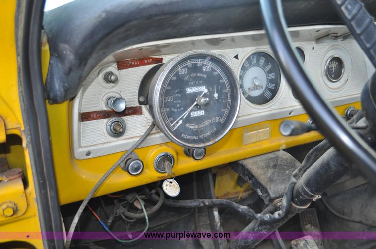 image for item C3347 1967 Ford 95 oil distribution truck