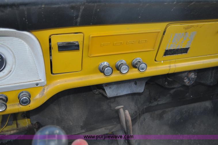 image for item C3347 1967 Ford 95 oil distribution truck