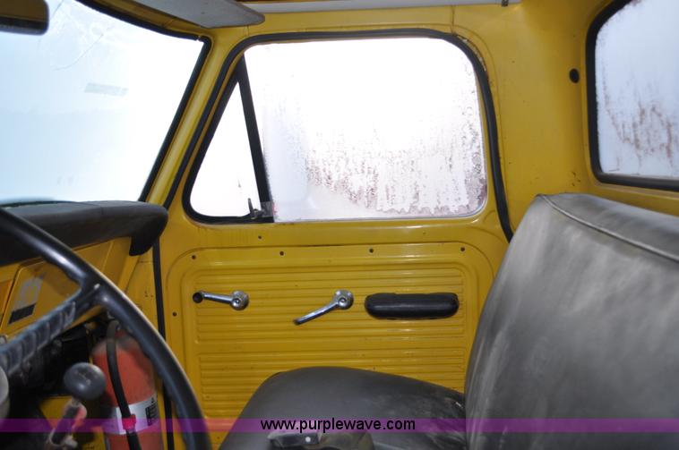 image for item C3347 1967 Ford 95 oil distribution truck