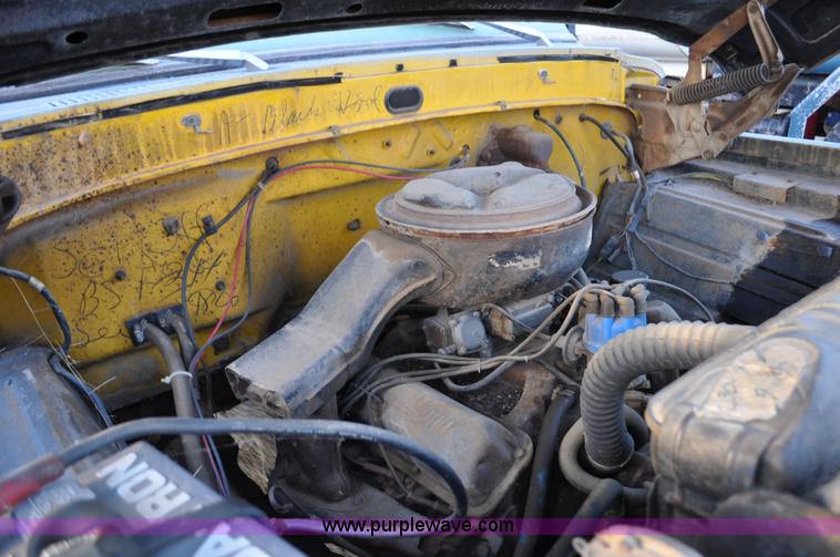 image for item C3347 1967 Ford 95 oil distribution truck