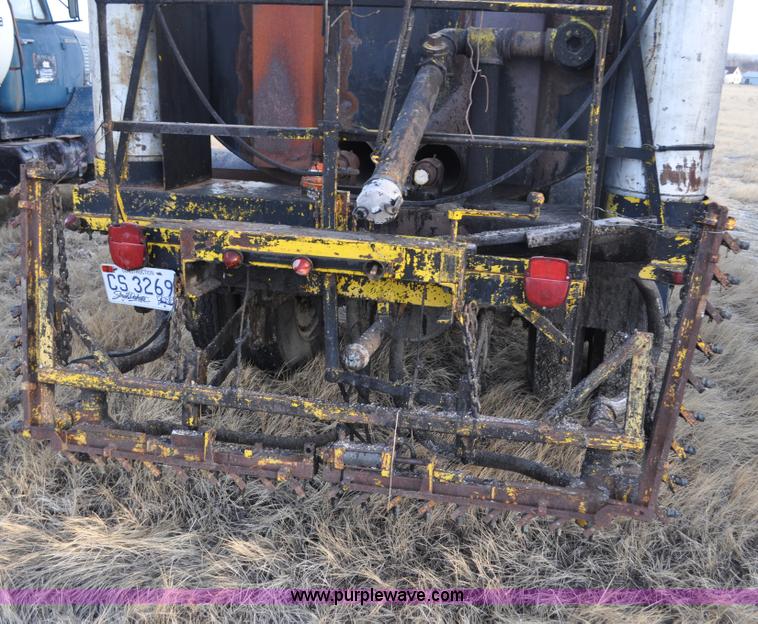 image for item C3347 1967 Ford 95 oil distribution truck