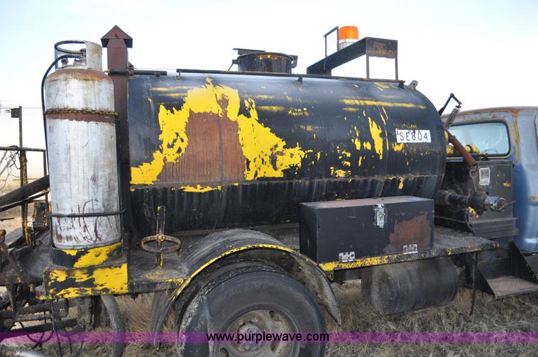 image for item C3347 1967 Ford 95 oil distribution truck