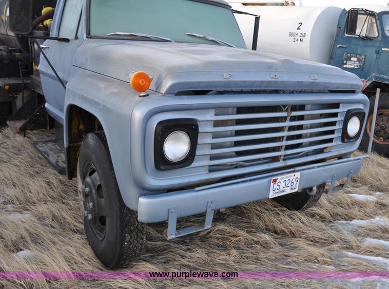 image for item C3347 1967 Ford 95 oil distribution truck