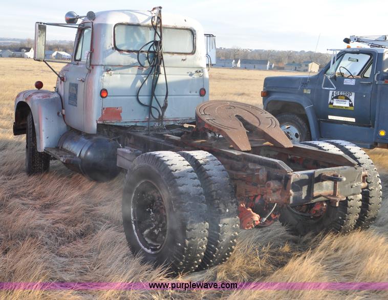 image for item C3349 1958 International R200 truck