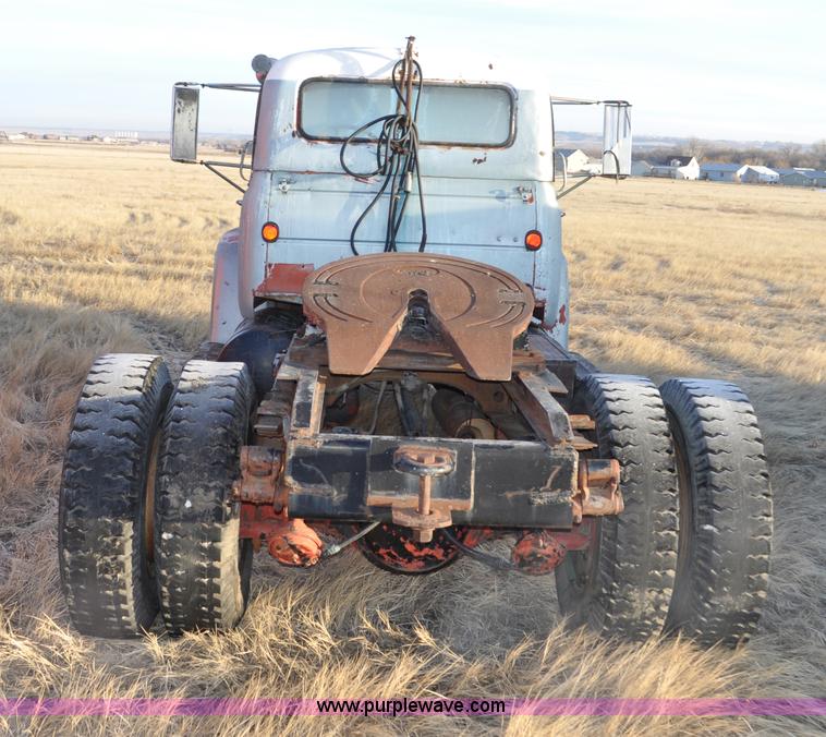 image for item C3349 1958 International R200 truck