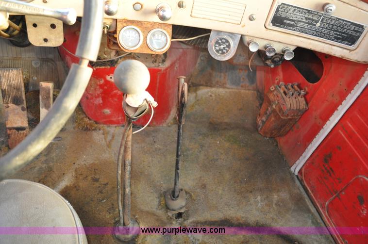 image for item C3349 1958 International R200 truck