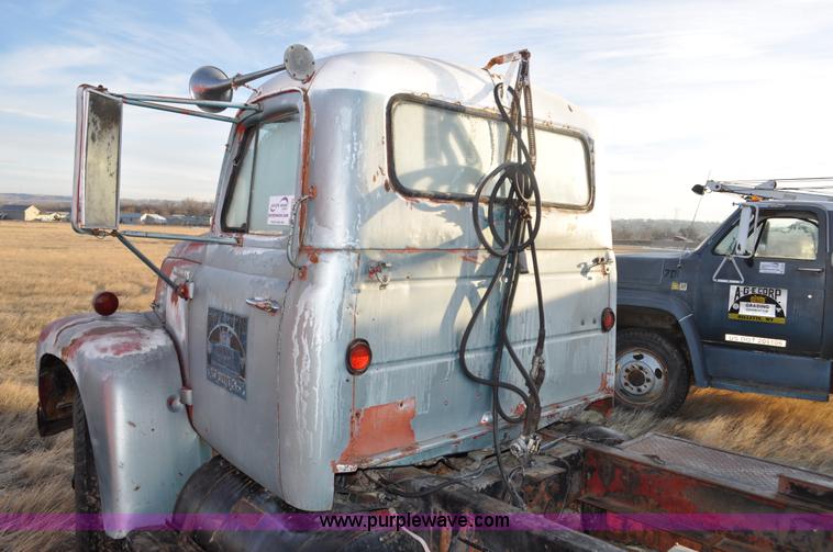 image for item C3349 1958 International R200 truck