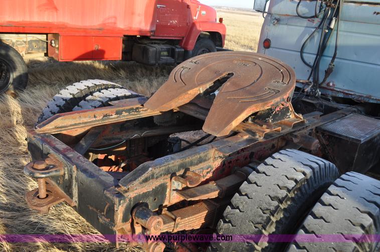 image for item C3349 1958 International R200 truck