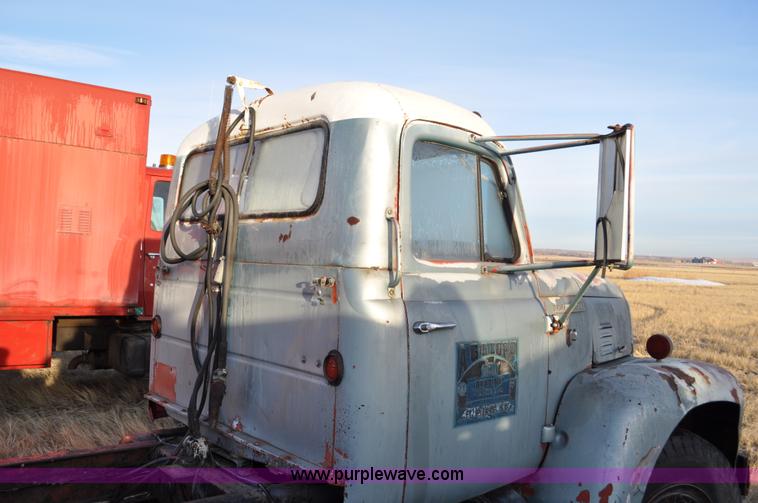 image for item C3349 1958 International R200 truck