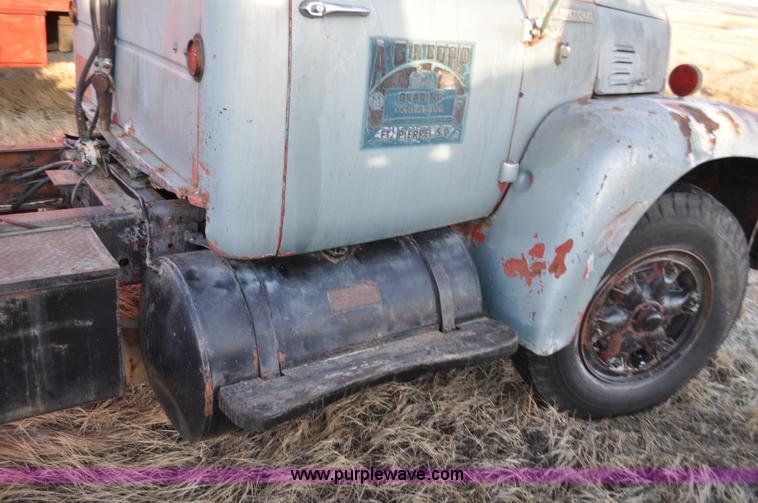 image for item C3349 1958 International R200 truck