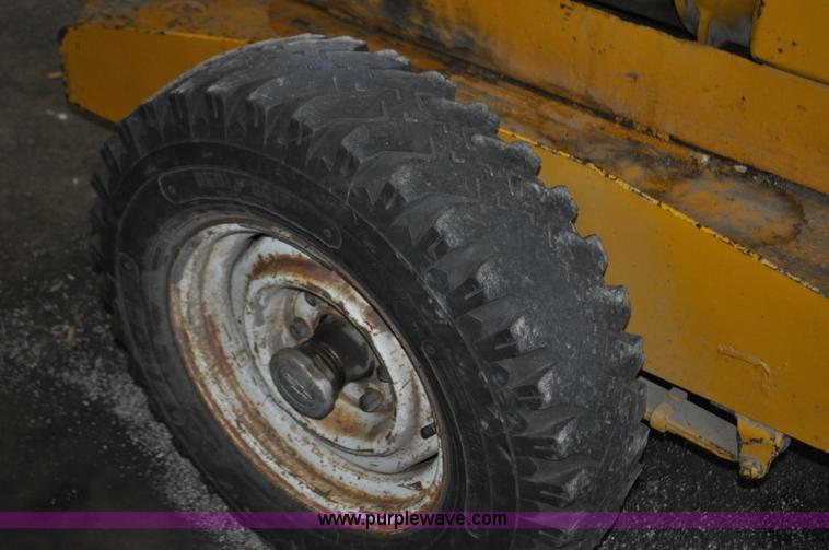 image for item C3352 Hobart DC welder