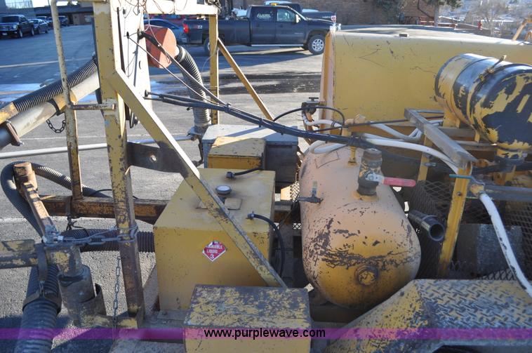 image for item C3357 AMZ Jetair pot hole patcher