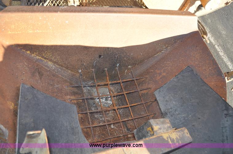 image for item C3357 AMZ Jetair pot hole patcher