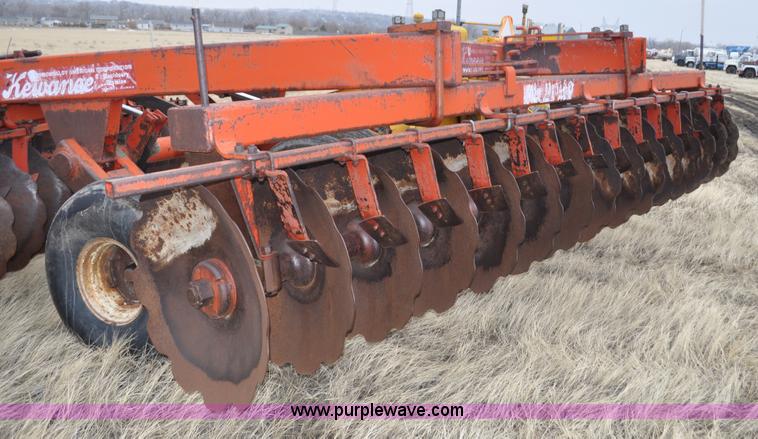 image for item C3358 Kewanee 2000 road disk