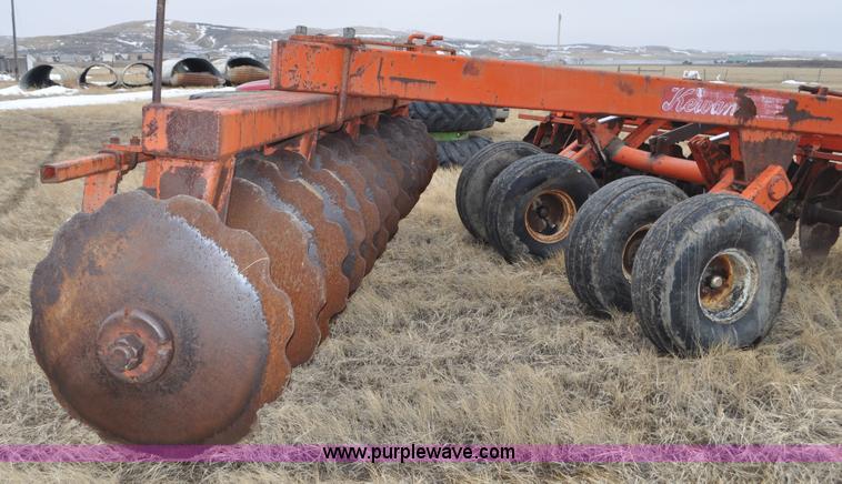 image for item C3358 Kewanee 2000 road disk