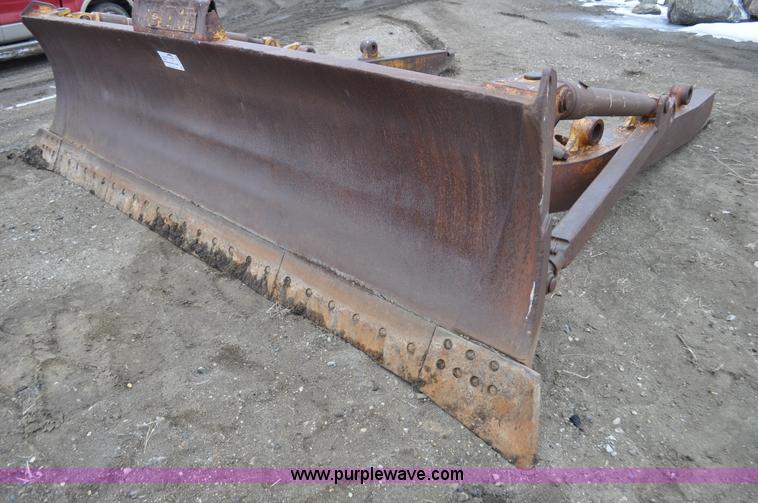 image for item C3366 Caterpillar D8 14' angle dozer blade