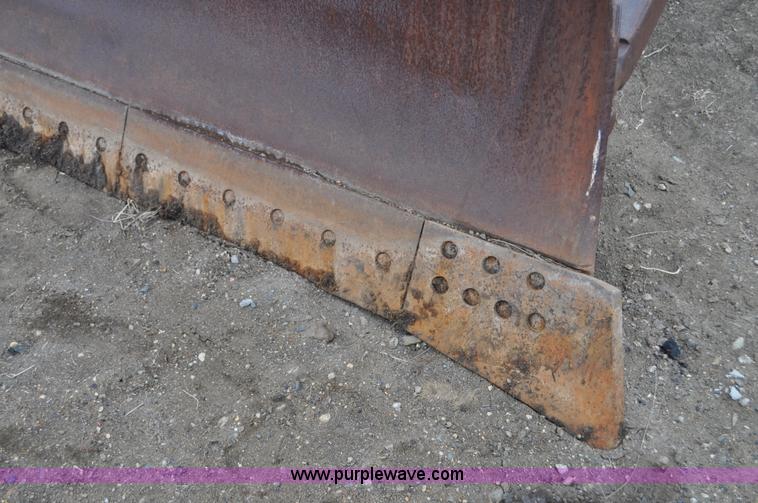 image for item C3366 Caterpillar D8 14' angle dozer blade