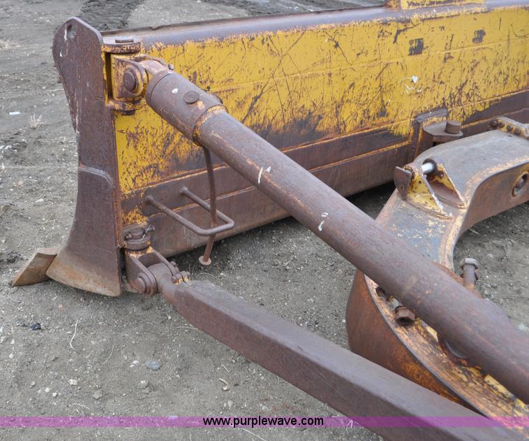 image for item C3366 Caterpillar D8 14' angle dozer blade
