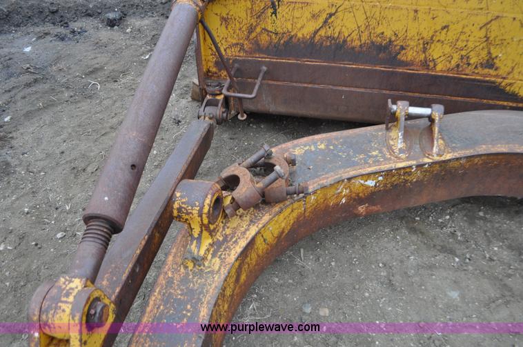image for item C3366 Caterpillar D8 14' angle dozer blade