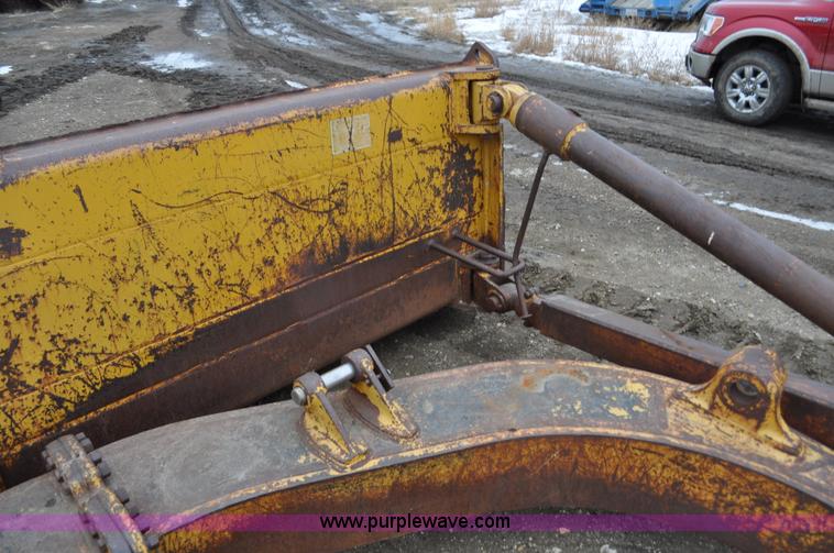 image for item C3366 Caterpillar D8 14' angle dozer blade