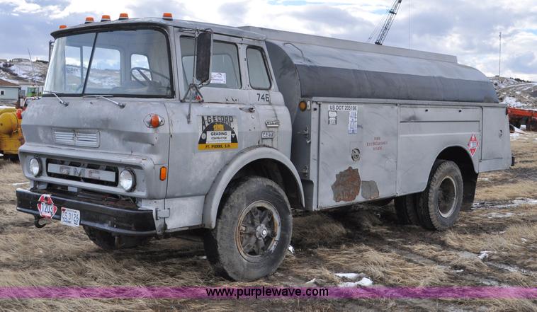 image for item C3375 1979 GMC 7000 fuel truck