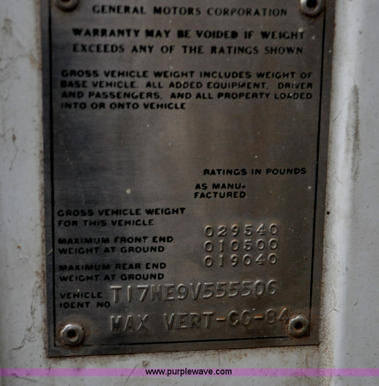 image for item C3375 1979 GMC 7000 fuel truck