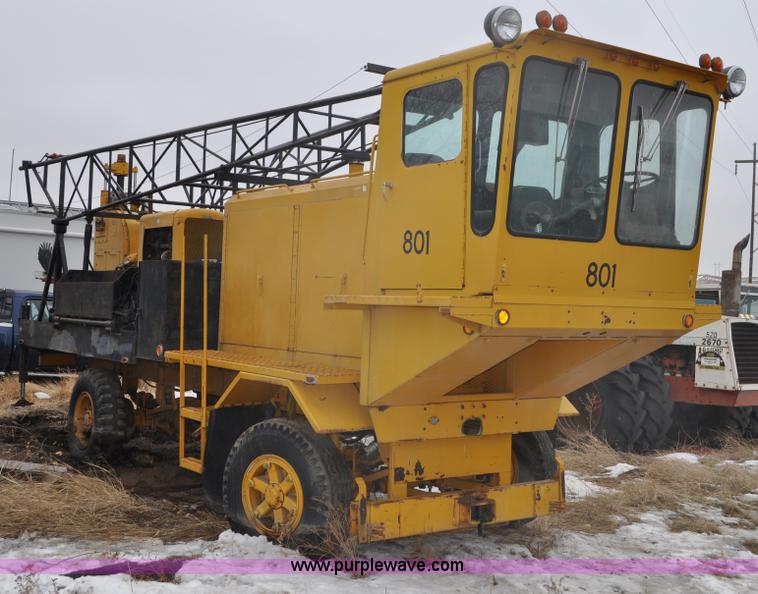 image for item C3376 Oshkosh truck with Acker drill rig